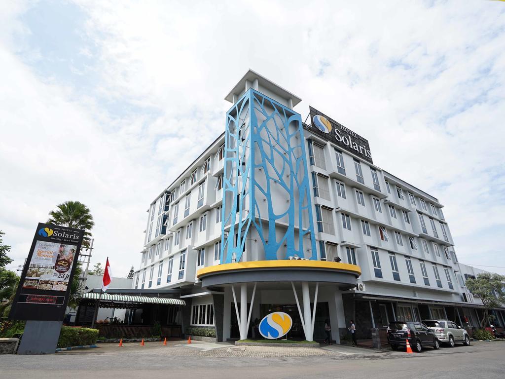 Solaris Hotel Malang Eksteriør billede