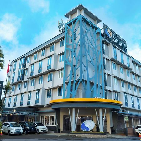 Solaris Hotel Malang Eksteriør billede
