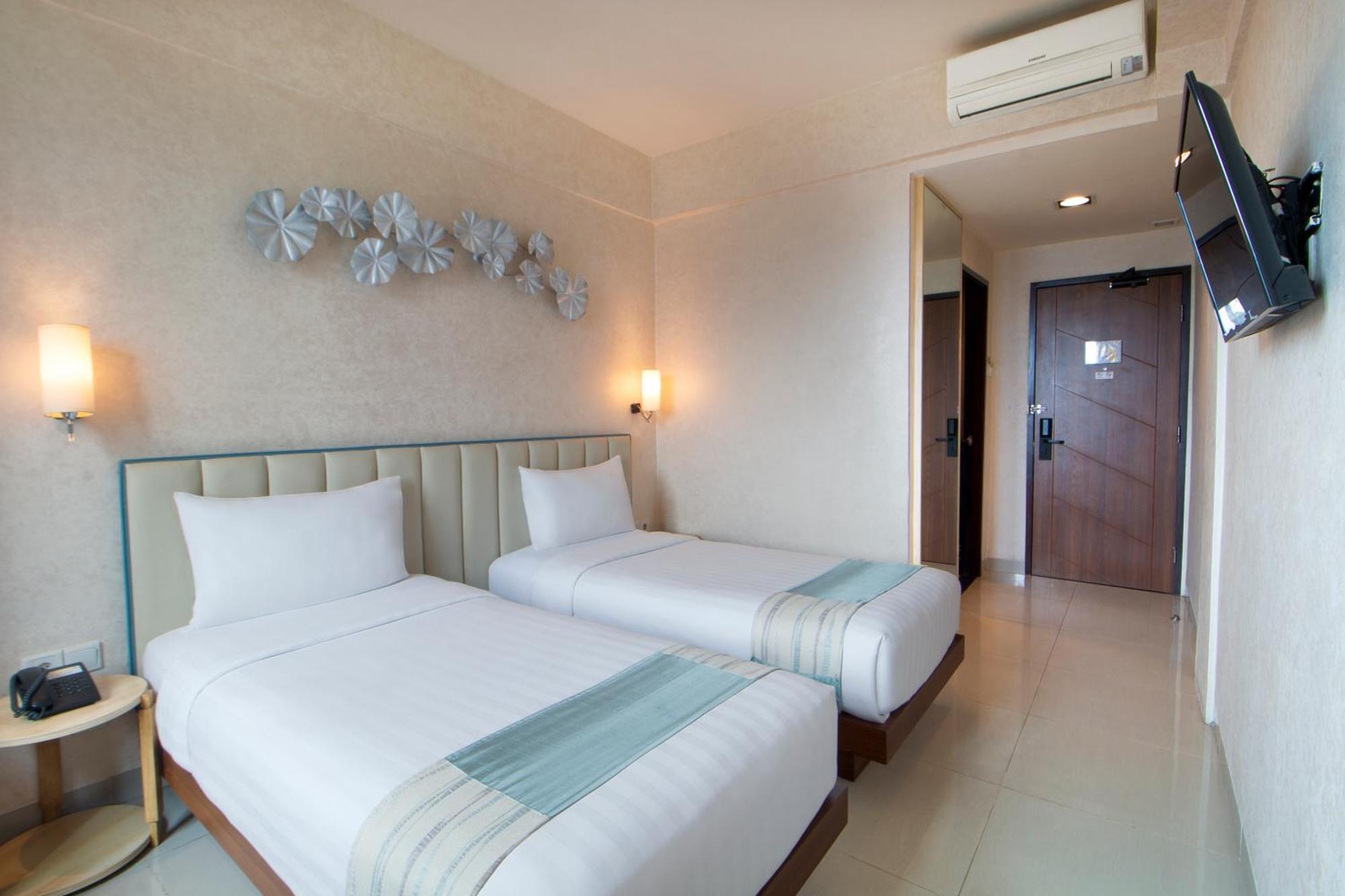 Solaris Hotel Malang Eksteriør billede